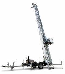 Trailer mounted inclined mast elevator (petrol, 26m)