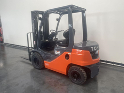 Warehouse forklift, <2t, diesel